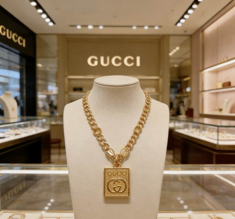 Gucci Necklace  02yxs26